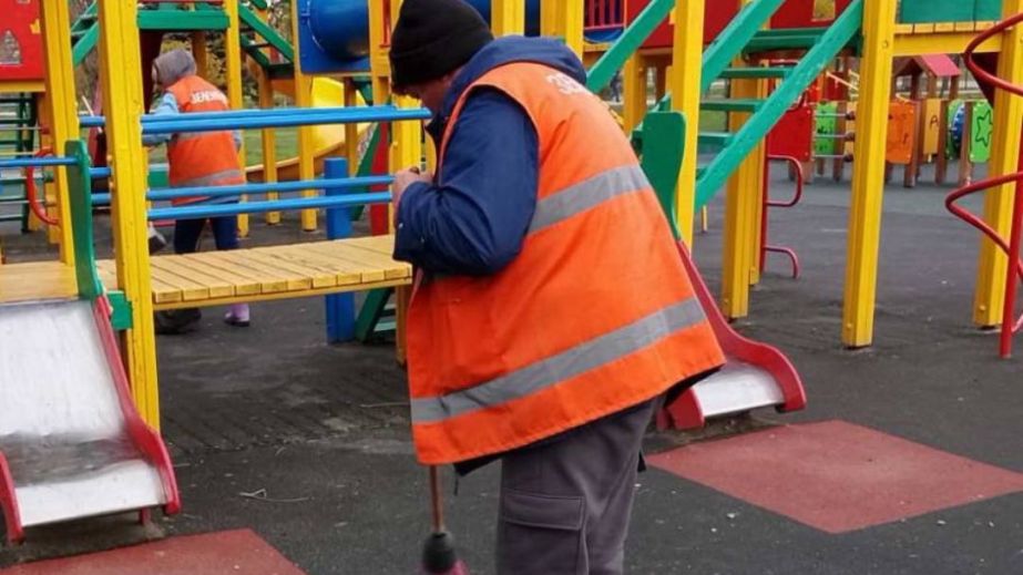Майже 30 відеокамер встановили в одному із запорізьких парків