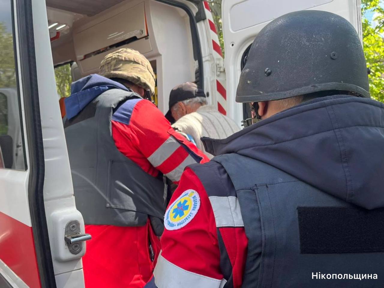 Понад 50 обстрілів за день: на Дніпропетровщині поранені троє людей