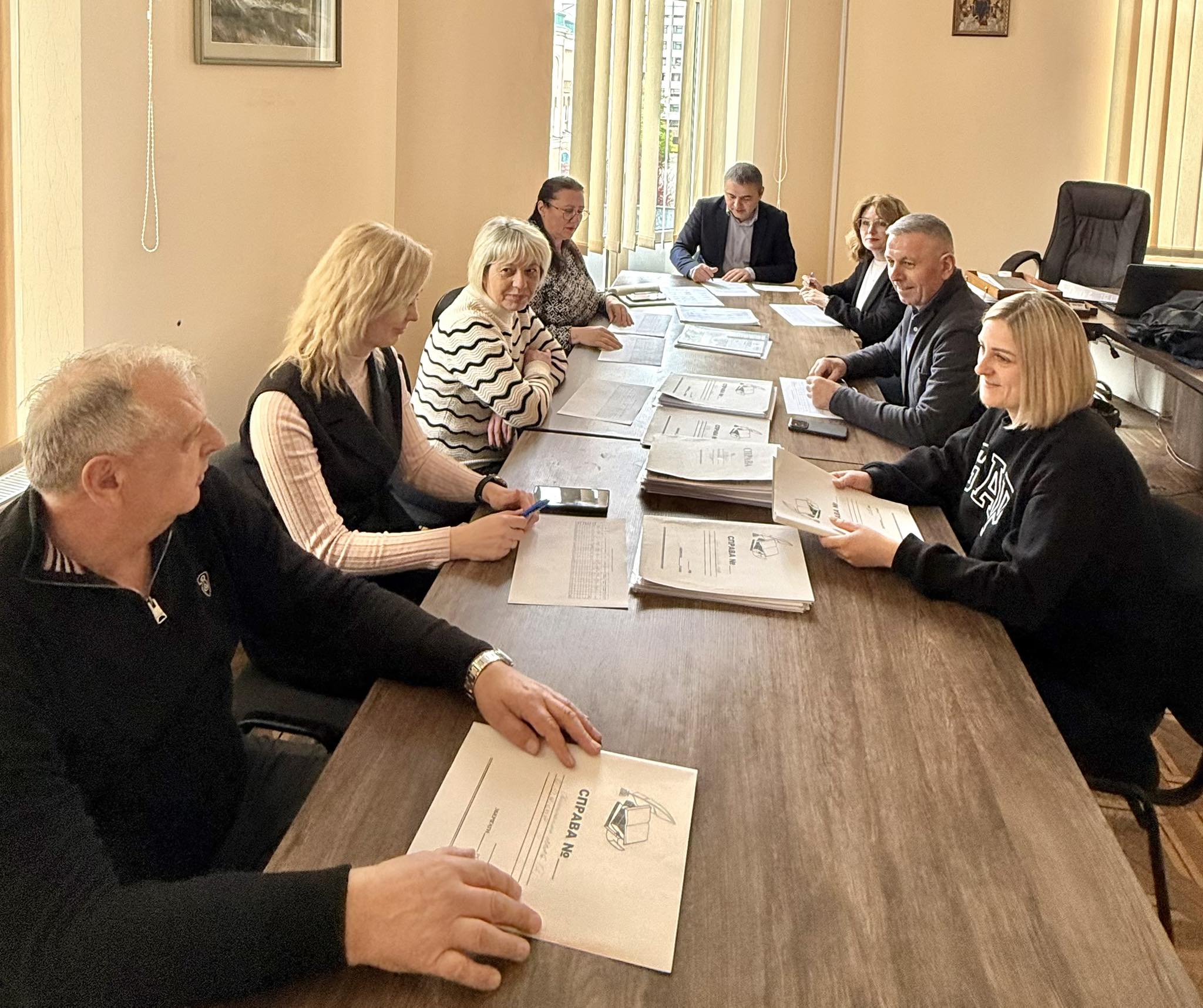 Понад 660 тисяч гривень підтримки: у Франківську погодили виплати аграріям