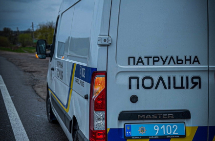 Понад 800 порушників ПДР у Житомирській області покарали патрульні за …
