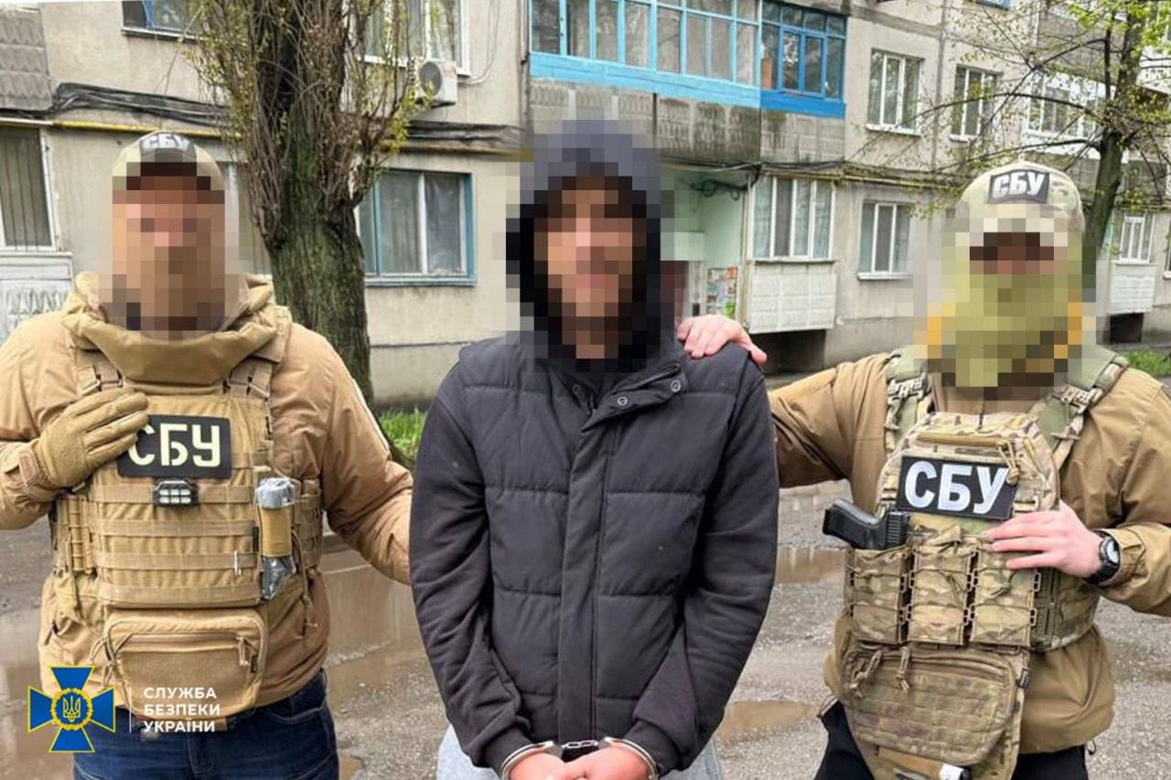 Понад 90 мін і тисячі патронів: на Дніпропетровщині викрили незаконний …