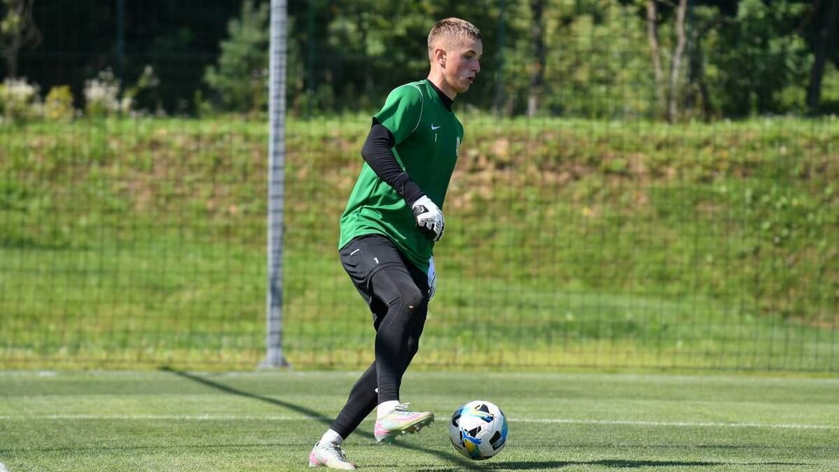 Гра ногами та не дитяча впевненість: легенда Карпат розкрив секрет …