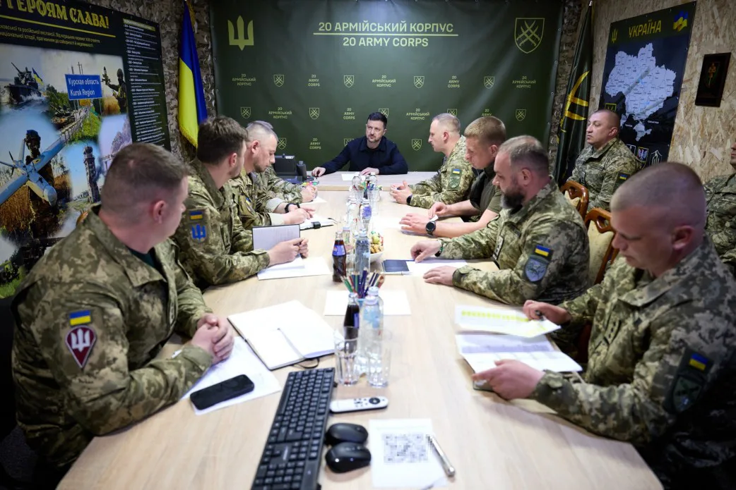 Посилення спроможностей для мідлстрайків: Зеленський зустрівся з воїнами, що входять …