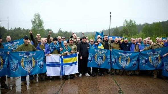 Потрапив у полон у Маріуполі: родина з Чернігівщини дочекалася захисника