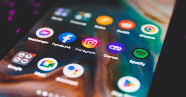 Поширені помилки, які переповнюють пам’ять вашого смартфона: як звільнити місце