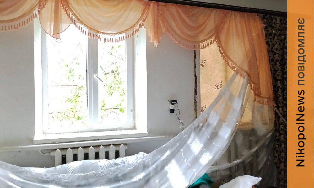 Пошкоджені приватний будинок та лінія електропередачі: ворог атакував Нікополь і …