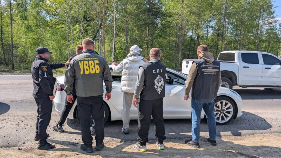 По $10000 за Європу: на Рівненщині затримали двох переправників ухилянтів