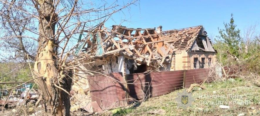 Правоохоронці евакуювали з Комишувахи і Таврійського двох людей