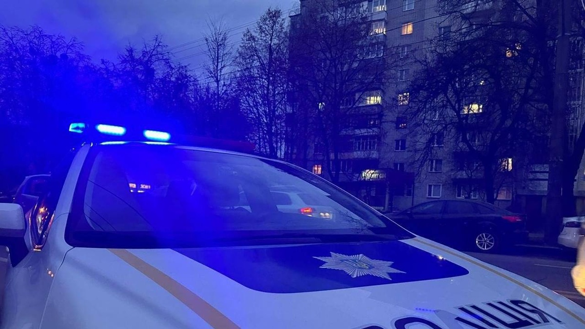 Правоохоронці затримали організатора переправлення чоловіків за кордон за $23 тис