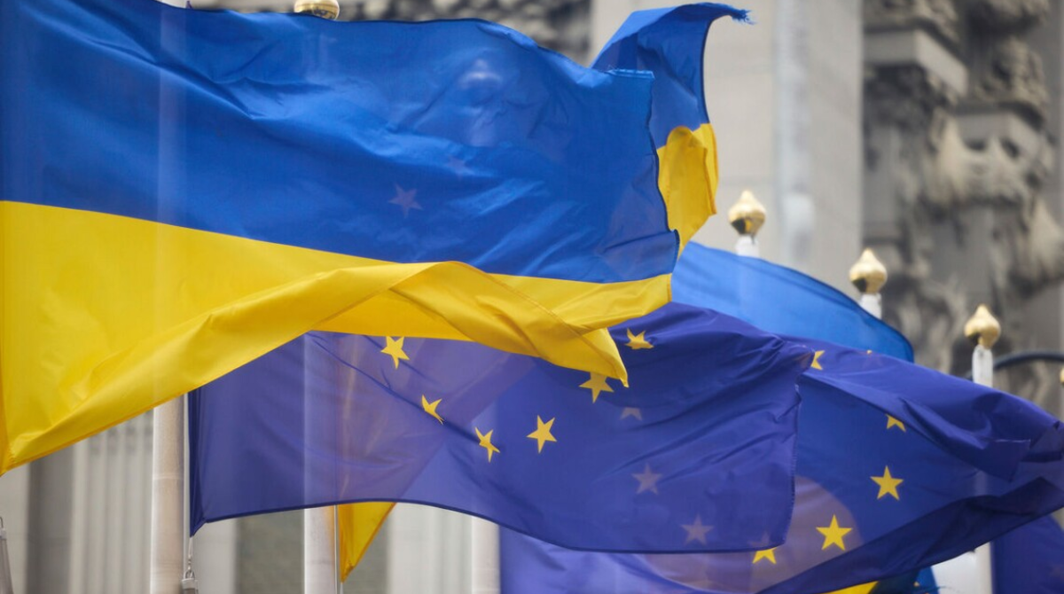 Прагнення України до швидкого вступу в ЄС загострює відносини з …