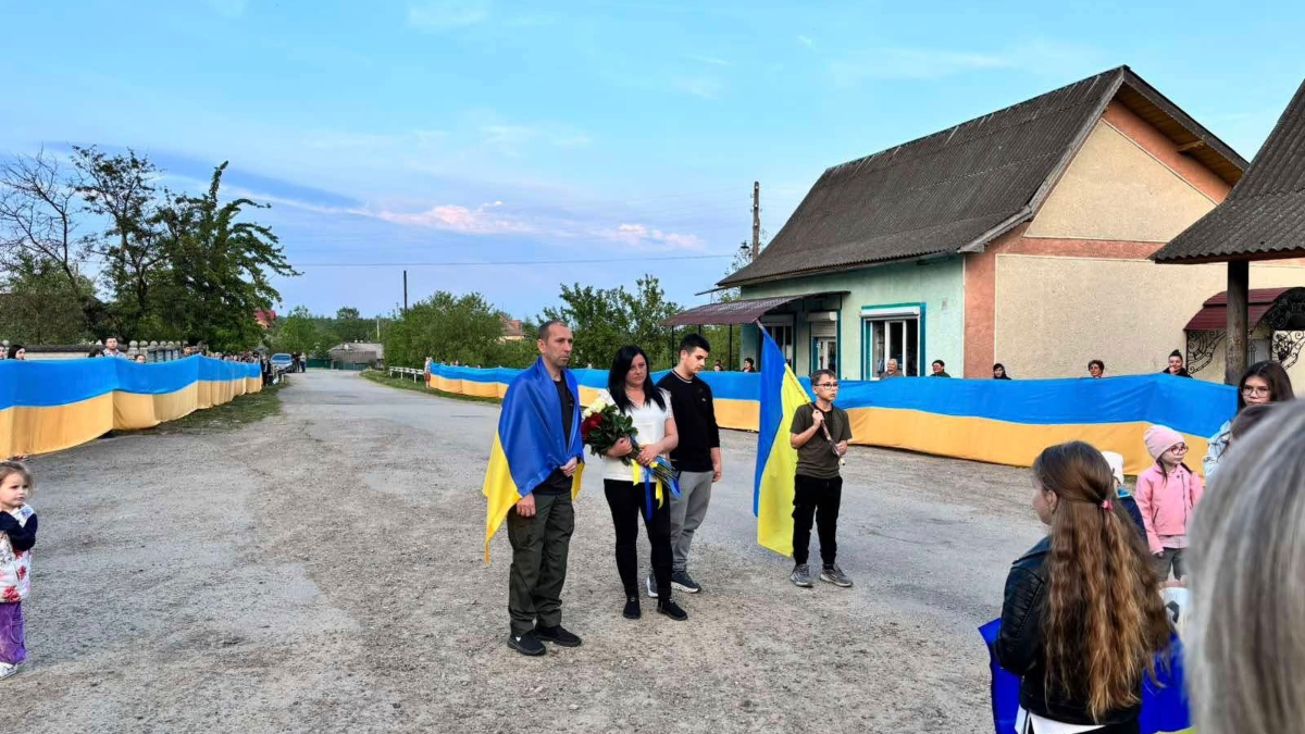 Практично два роки провів у полоні: на Прикарпатті повернувся захисник …