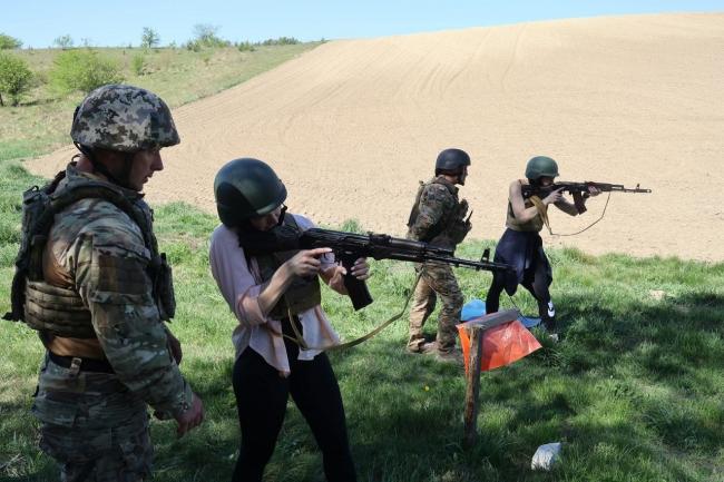 Представники кількох громад Рівненщини опановують навички національного спротиву