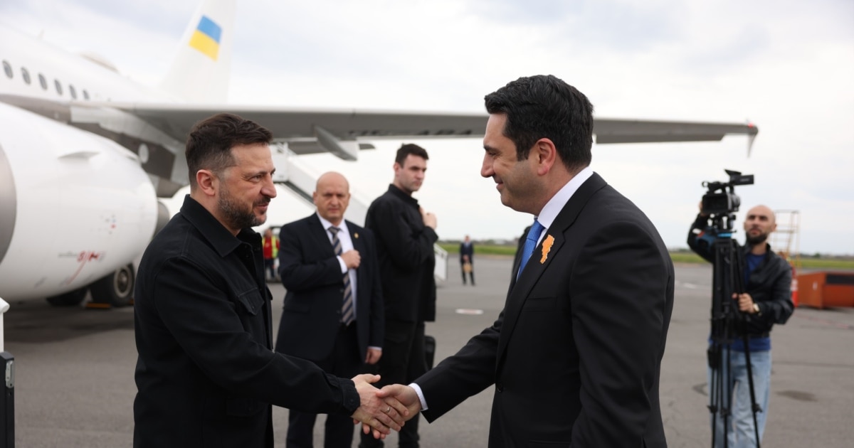Президент Украины прибыл в Армению. Там пройдет европейский саммит