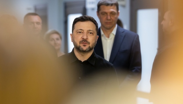 Президент на Рівненщині обговорив з керівниками громад захист північного напрямку
