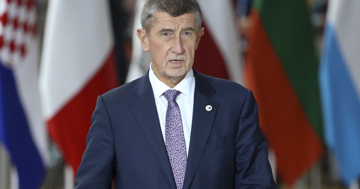 Прем’єр Чехії Бабіш уперше проведе зустріч із Зеленським у Єревані, …