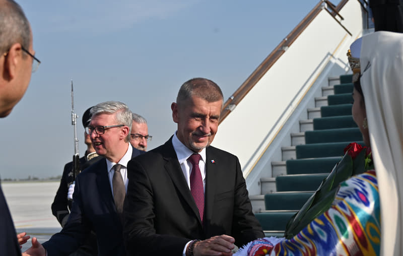 Прем’єр Чехії планує зустрітись із Зеленським у Єревані, але до …