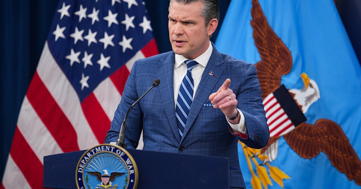 "Припадали пилом": Пентагон розморозив 400 млн доларів для України після …