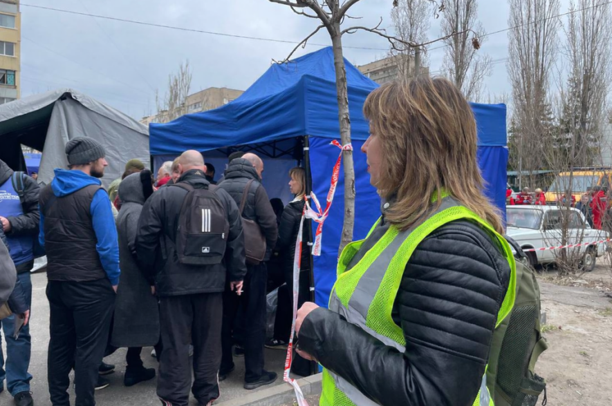 Присутність і "чарівна" цукерка: методи першої психологічної допомоги у Дніпрі