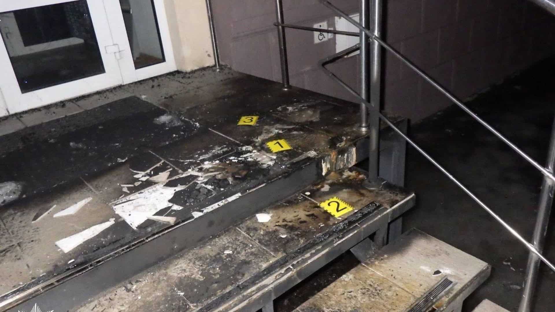 Псевдоправоохоронці змусили 21-річного киянина підпалити банк