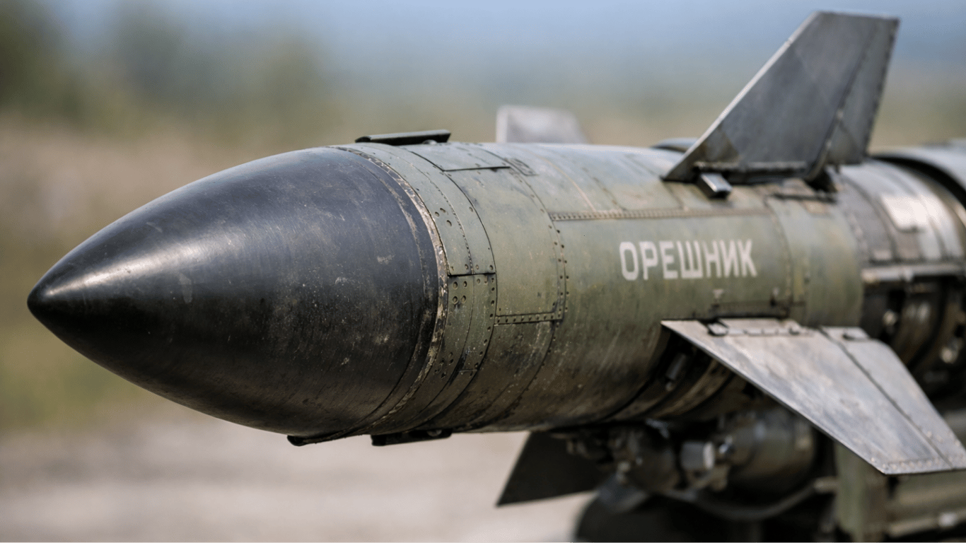 Пуск "Орєшніка": росіяни знищили гаражі у Білій Церкві