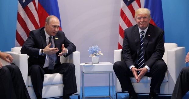 Путін повідомив Трампу про готовність "оголосити перемир’я на період Дня …