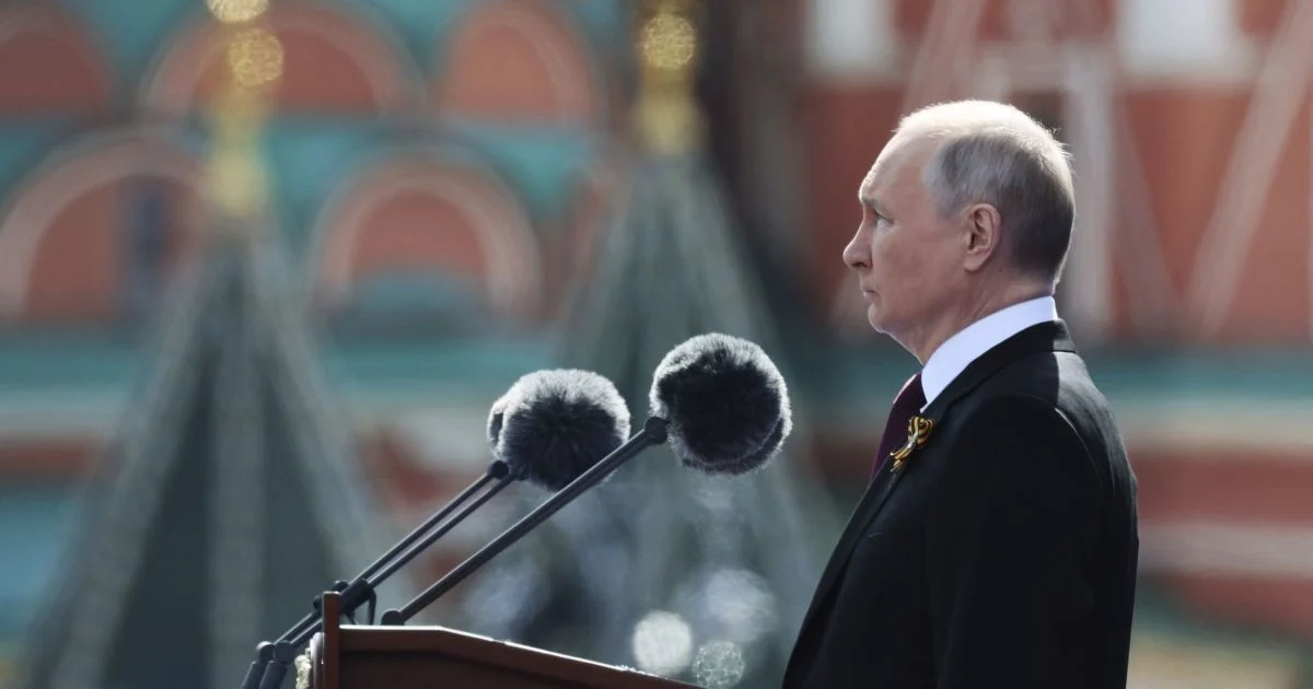 Путін цинічно назвав Україну "агресивною силою" під час параду 9 …