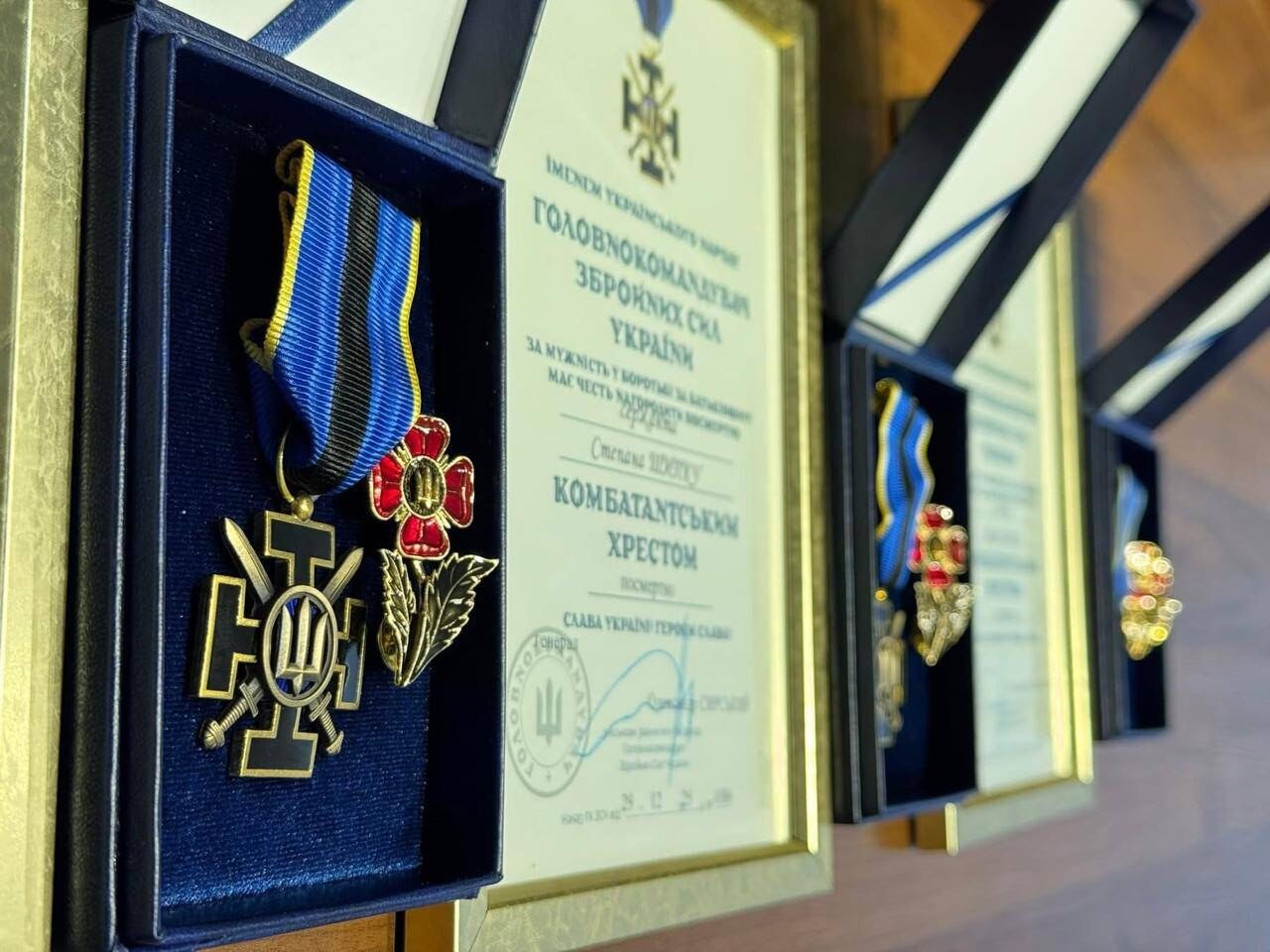 П’ятьох полеглих захисників з Яворівського району посмертно відзначили державними нагородами …