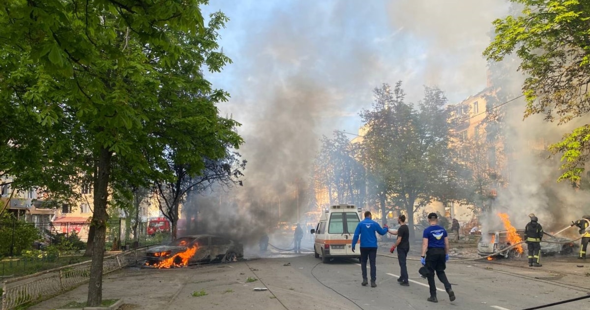 Пять человек погибли при авиаударе по центру Краматорска Донецкой области