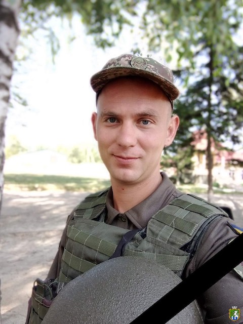 Південноукраїнська громада прощається із загиблим Захисником Олександром Кіріченком