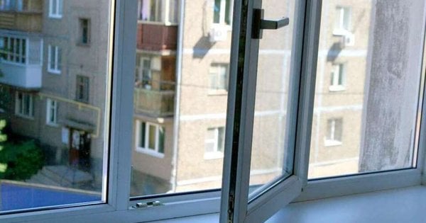 Півторарічний хлопчик випав з вікна шостого поверху в Хмельницькому