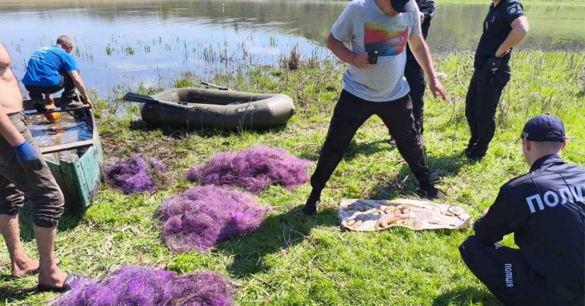 Пів мільйона збитків за ранок: на Вінниччині рибпатруль затримав зухвалого …