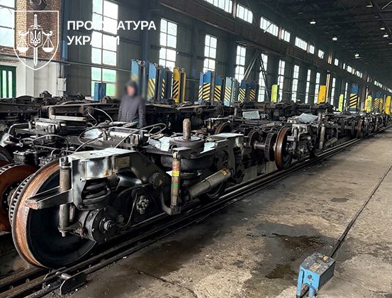 Підозра трьом київським посадовцям через недоброякісні вагони для «Укрзалізниці» та …