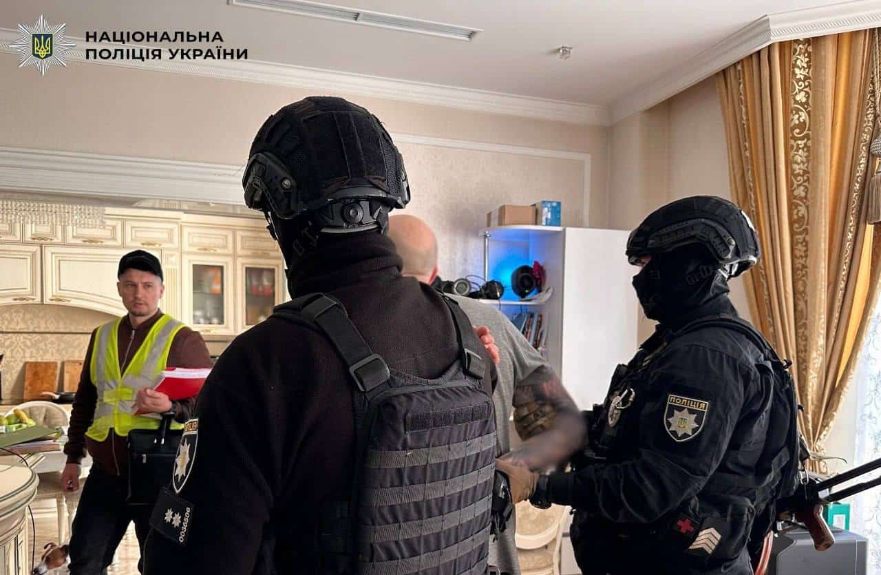 Київський підприємець продавав підроблену агротехніку: 12 ошуканих на 240 тис.