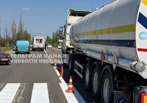 Під Миколаєвом маршрутка зіткнулась з фурою