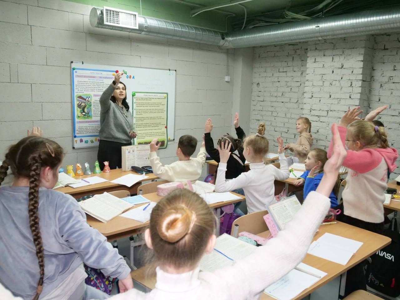 Під землею як у школі: у гімназії №130 відкрили сучасне …