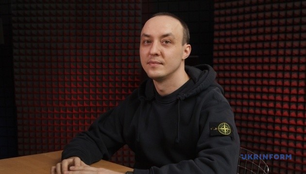 Під санкції ЄС та Британії потрапили організатори мілітаризації українських дітей …