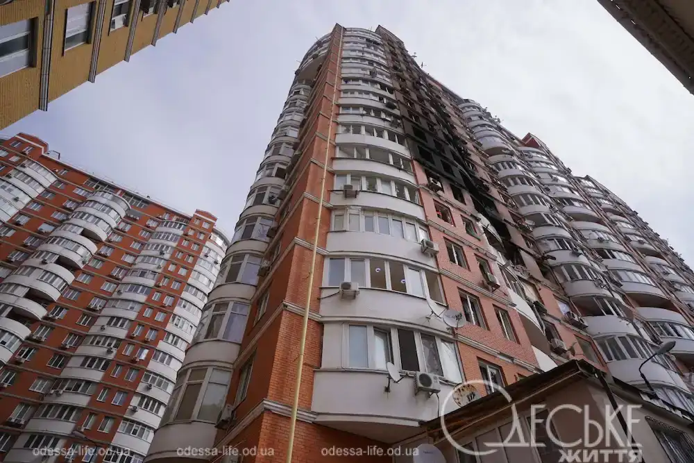 Після атаки в Одесі понад 20 будівель і сотні квартир …