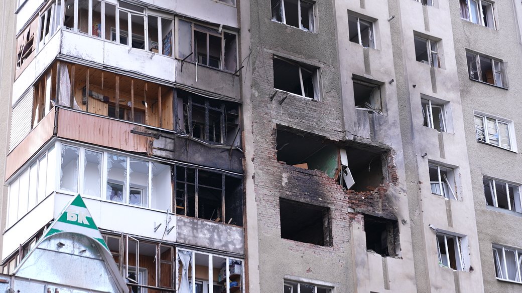 Після ворожої атаки у Франківську п’ять квартир визнали непридатними для …