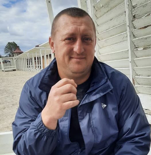 Після понад чотирьох років російського полону повернувся морпіх із Харківщини