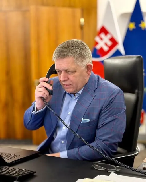 Після розмови із Зеленським Фіцо підтвердив, що не проти вступу …