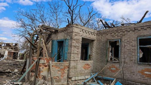 Зросла кількість постраждалих після атаки росіян на село Петрівка на …