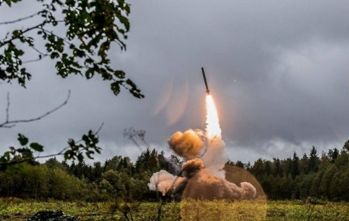 РФ вдарила по Києву рідкісною крилатою ракетою 9М729 з "Искандер-М1" …