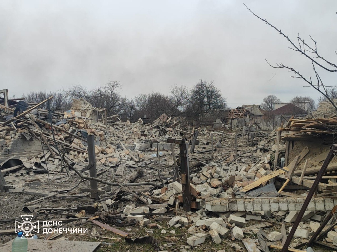 РФ скинула дев’ять авіабомб на Дружківку: загинула жінка, є поранений