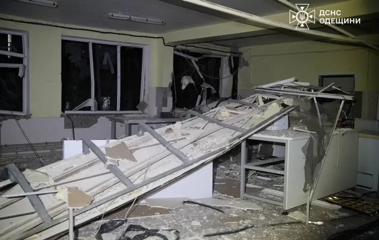 Ракети та дрони атакували Одесу: є загиблий та поранені