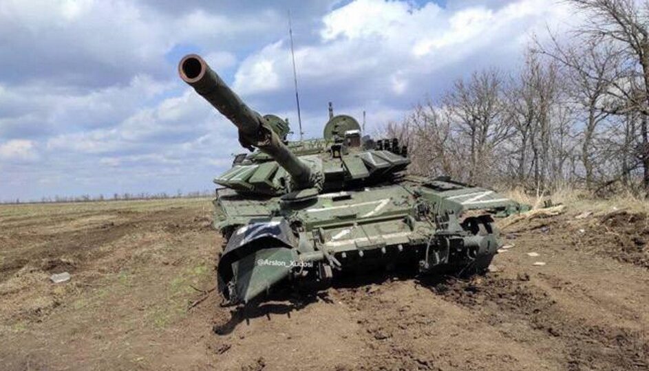 «Раптове загоряння» по-князівськи: дрони 14-ї бригади спалили замаскований танк і …