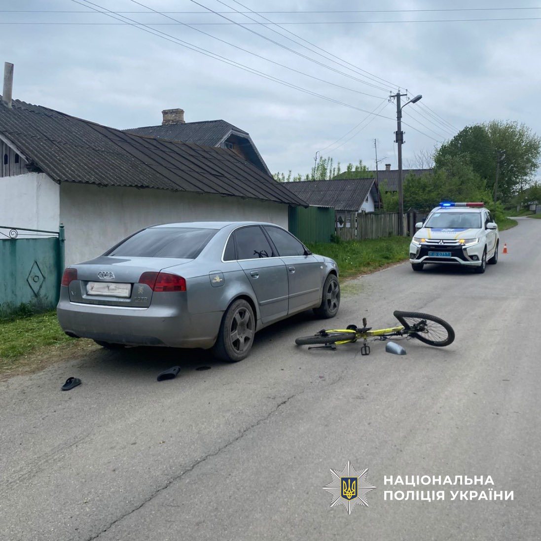 Раптовий виїзд на дорогу призвів до травмування 12-річного велосипедиста на …