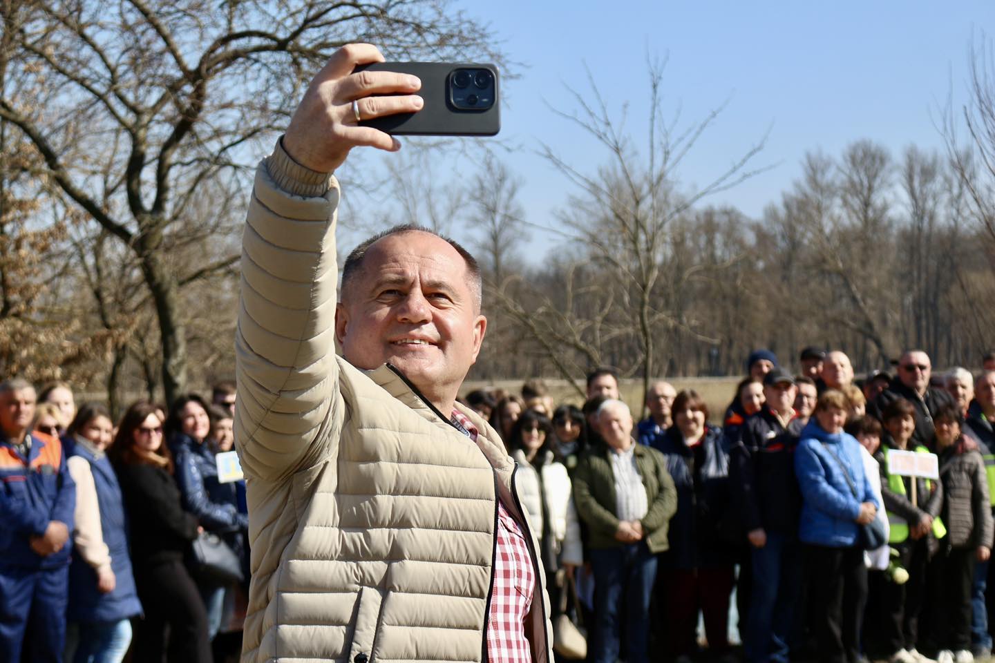 Рахунки у США та мільйонні доходи дружини: що задекларував мер …