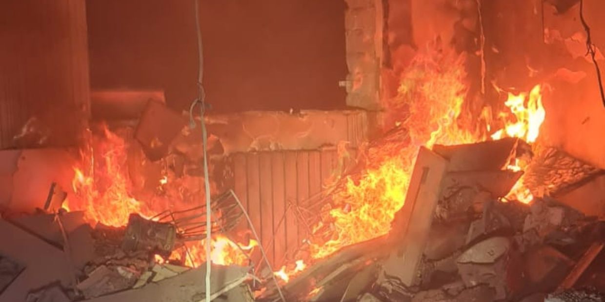 Рαшиcτи вдарили по багатоповерхівкам у Дружківці та Краматорську: виникли пожежі …