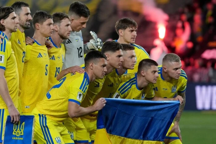 Ребров покинув збірну України після поразки від Швеції: премію за …