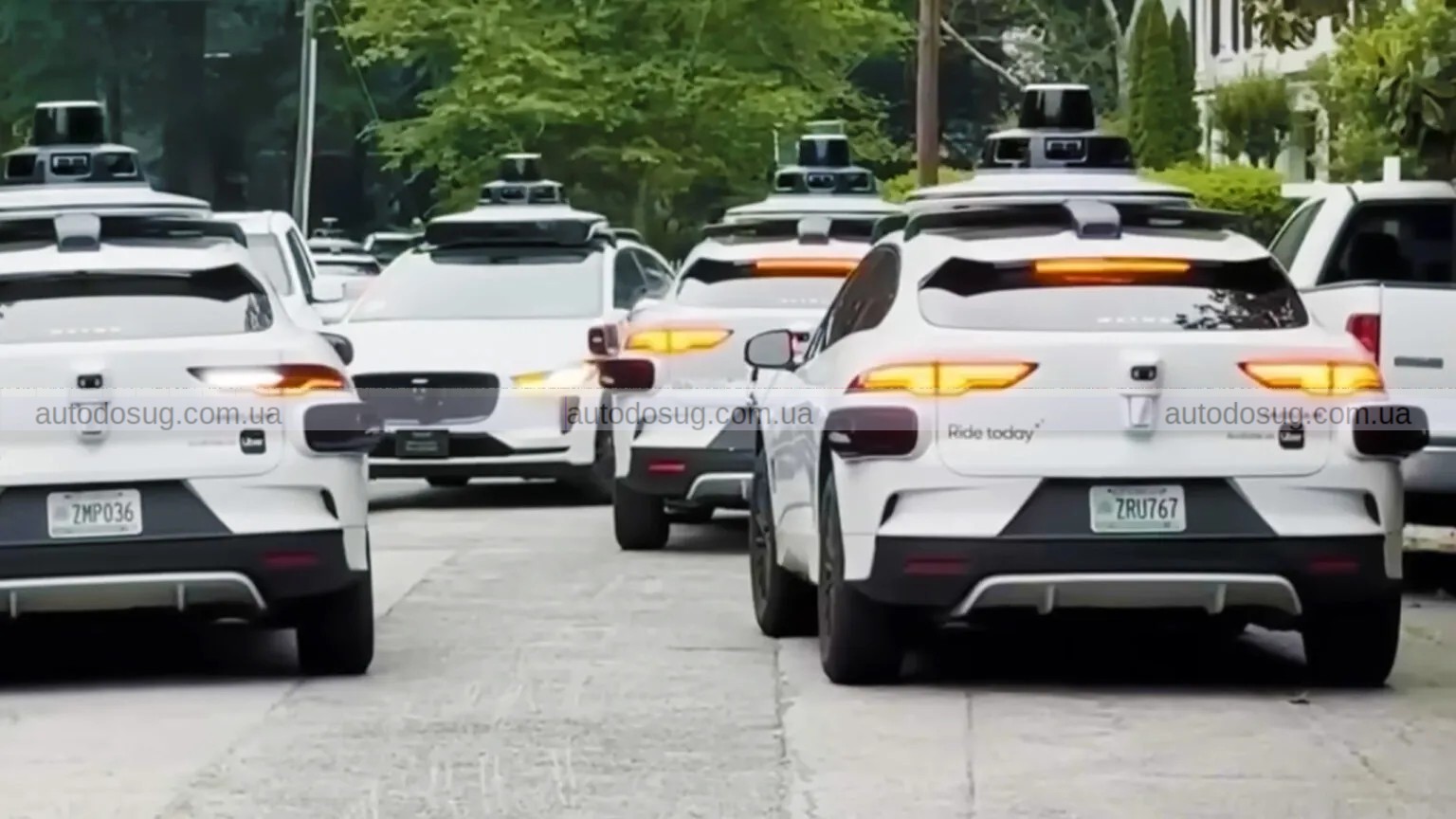 Роботаксі Waymo з’їжджалися в тупик Атланти